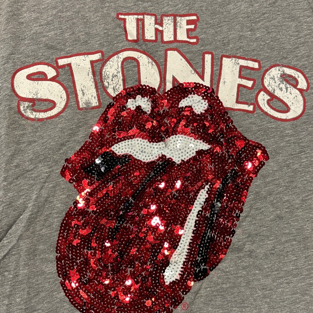Gray T-Shirt with Red Sequin Rolling Stones Design made for H&M - Picture 2 of 6